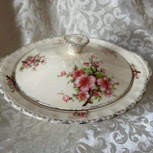 Vintage Grindley Creampetal Vegetable serving bowl